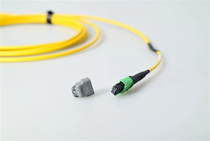 8 CORE SC TO MTP MPO Fiber Patch Cords suppliers