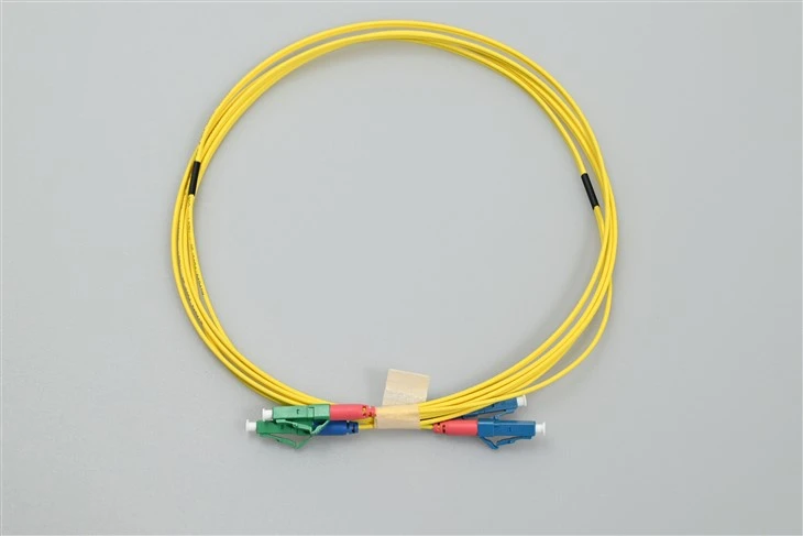 Kord Tampalan Gentian Optik Lc apc ke lc upc Dupleks Kuning