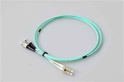 LC UPC to FC UPC OM3 Multimode Duplex Patch Cable – G657A1 Bend Insensitive, 10mm Min. Jejari Bengkok, 2.0mm LSZH